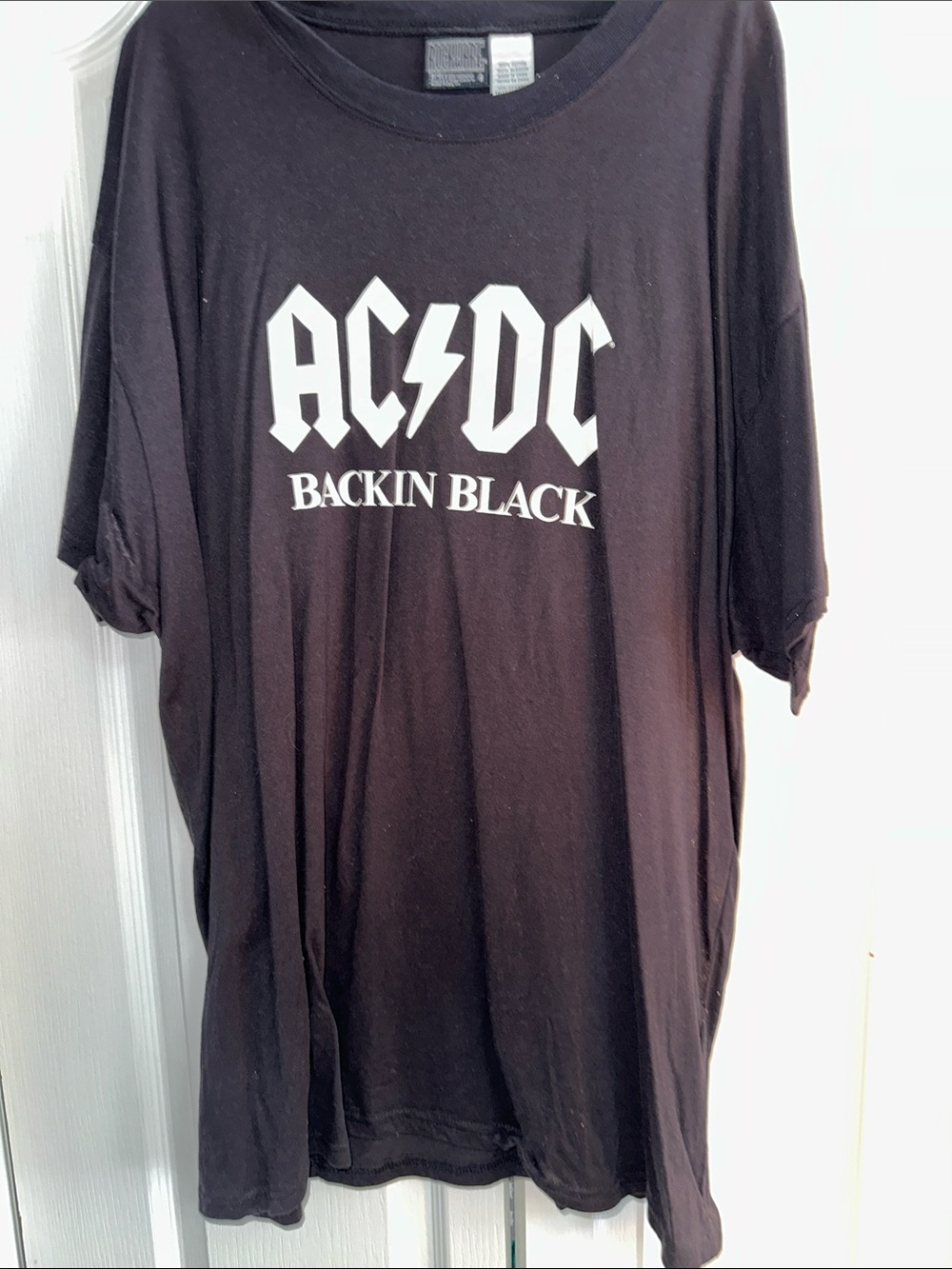 Vintage 2005 “AC/DC Back in Black” t-shirt (2XL)